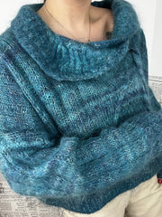 Maglione Blu con Collo